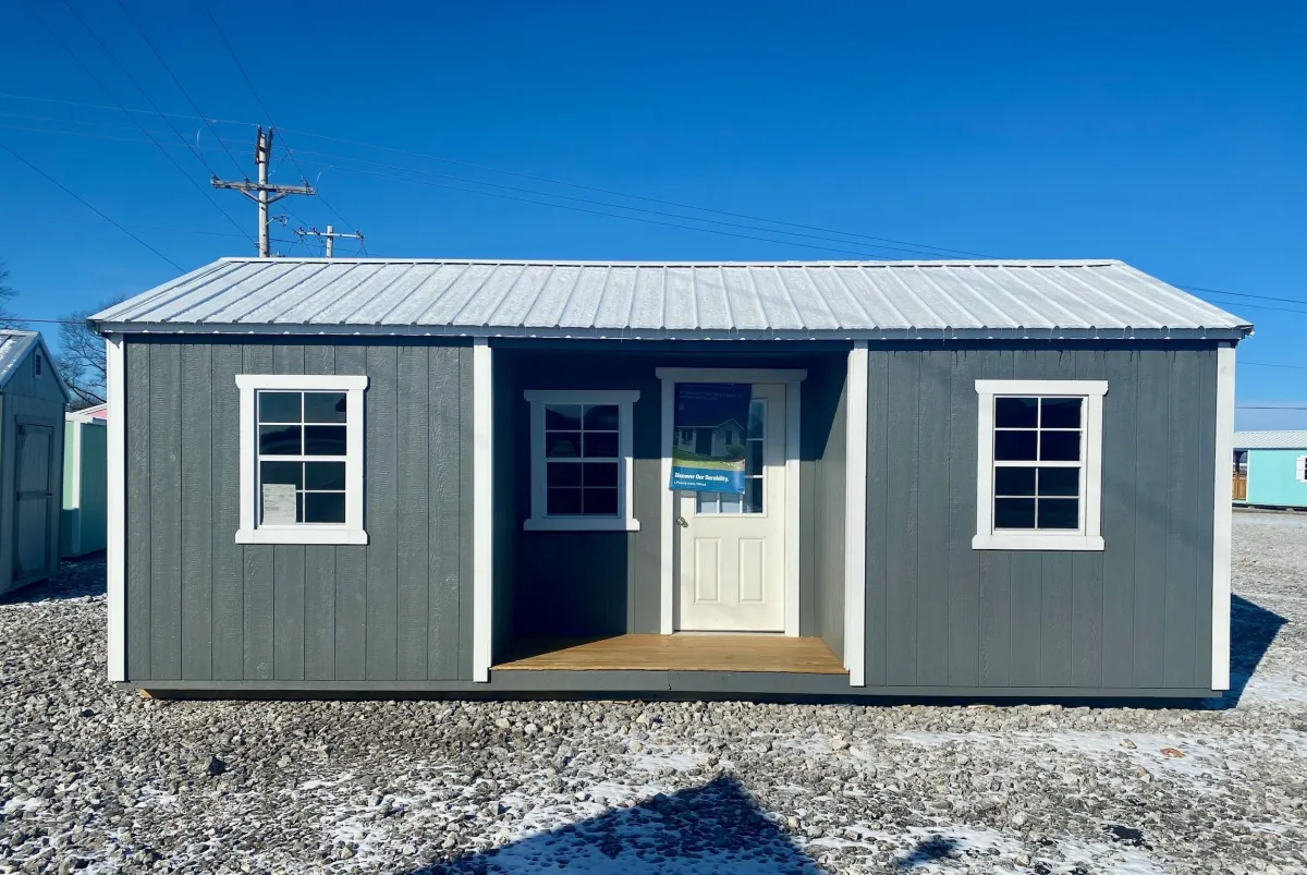 Elite Center Porch Cabin